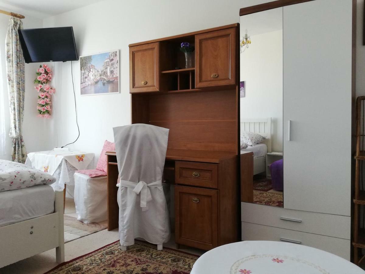 Apartments Meixner มาเรียอานซเกลาซนี ภายนอก รูปภาพ